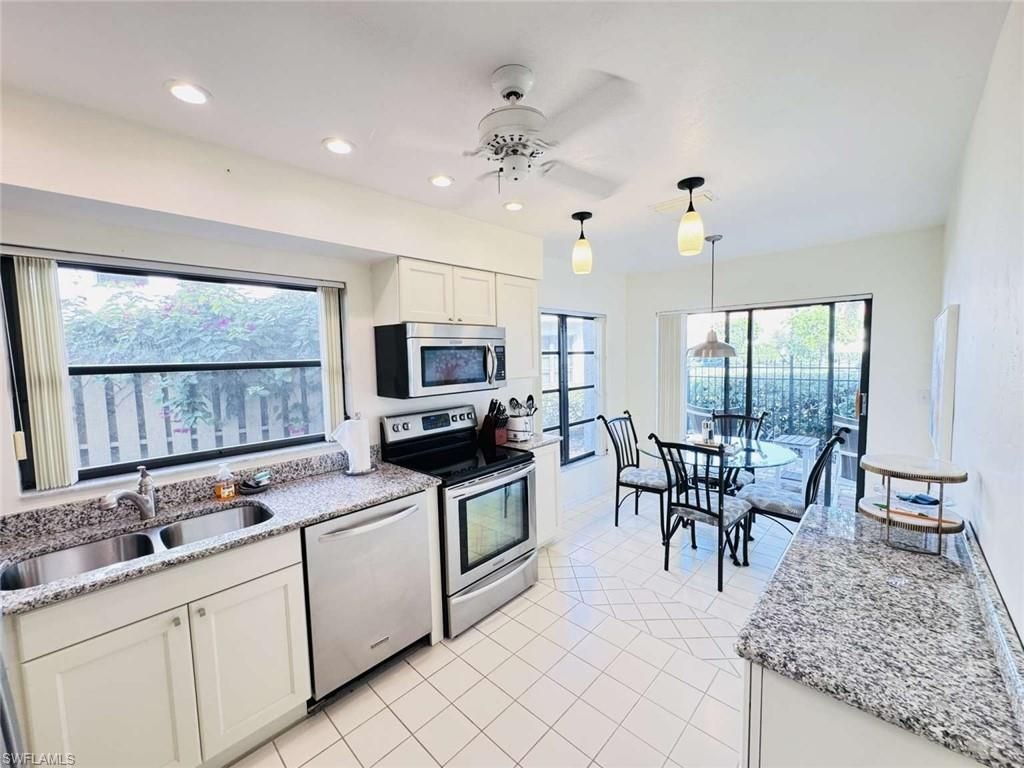 547 Beachwalk Cir , Naples, FL 34108 Photo