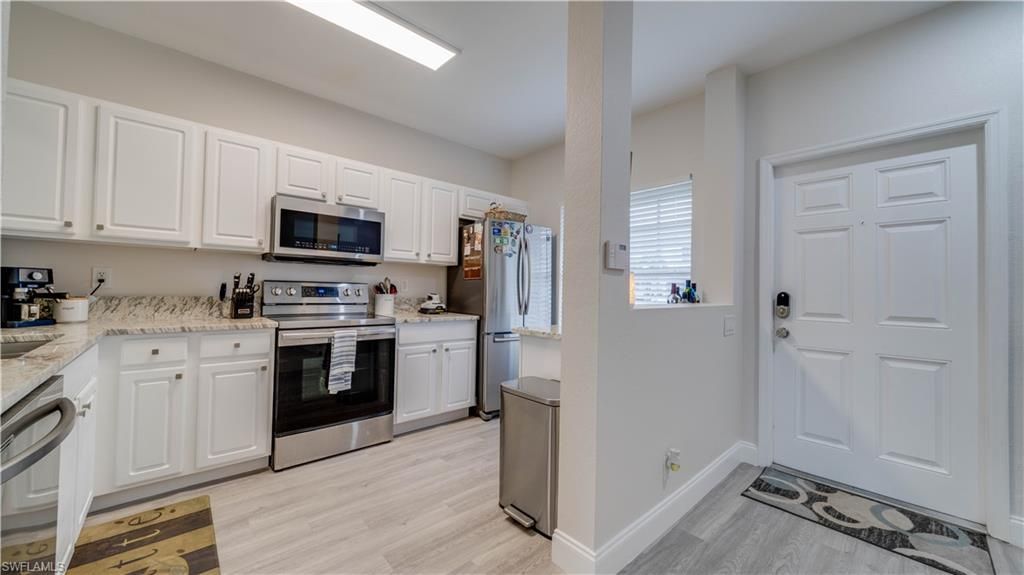 10053 Poppy Hill Dr , Fort Myers, FL 33966 Photo