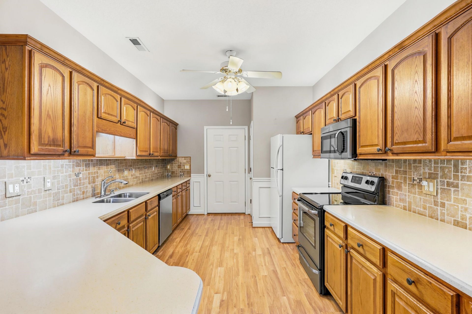 120 Ashworth Dr.  Photo 10
