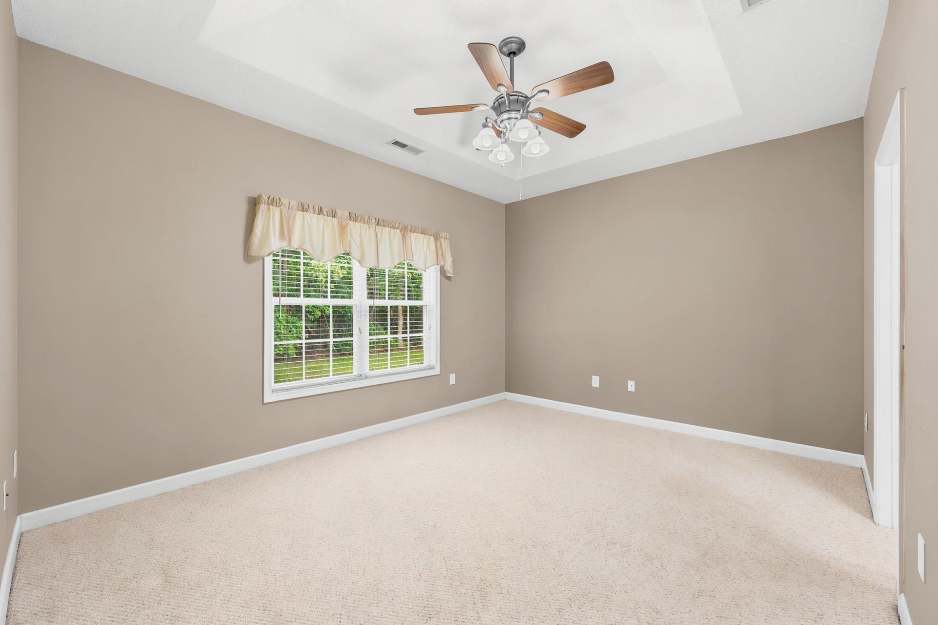 120 Ashworth Dr.  Photo 19