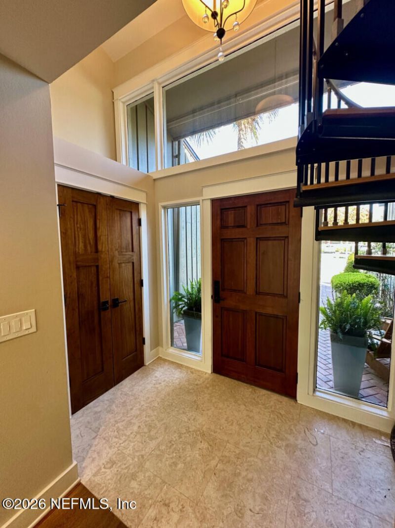 9897 Sawgrass Drive E, Ponte Vedra Beach, FL 32082 Photo