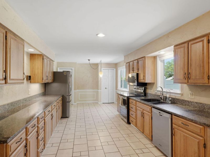 7765 Jefferson Drive NW, Canal Winchester, OH 43110 Photo 11
