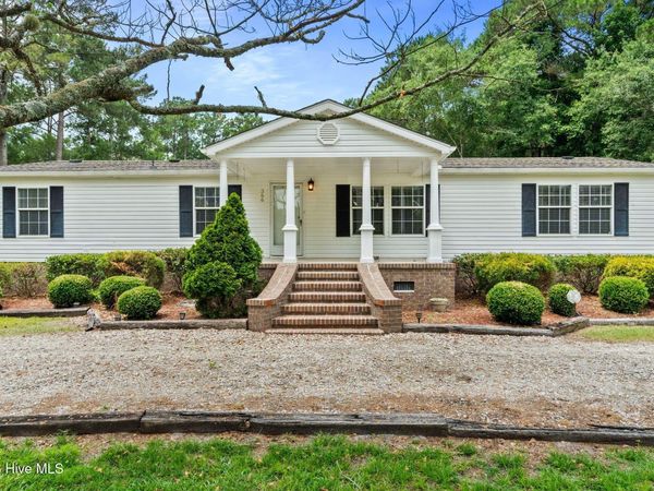 366 Old Plantation Road, Rocky Point, NC 28457
