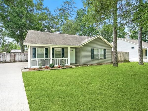 1800 VALMONT Street, Mandeville, LA 70448
