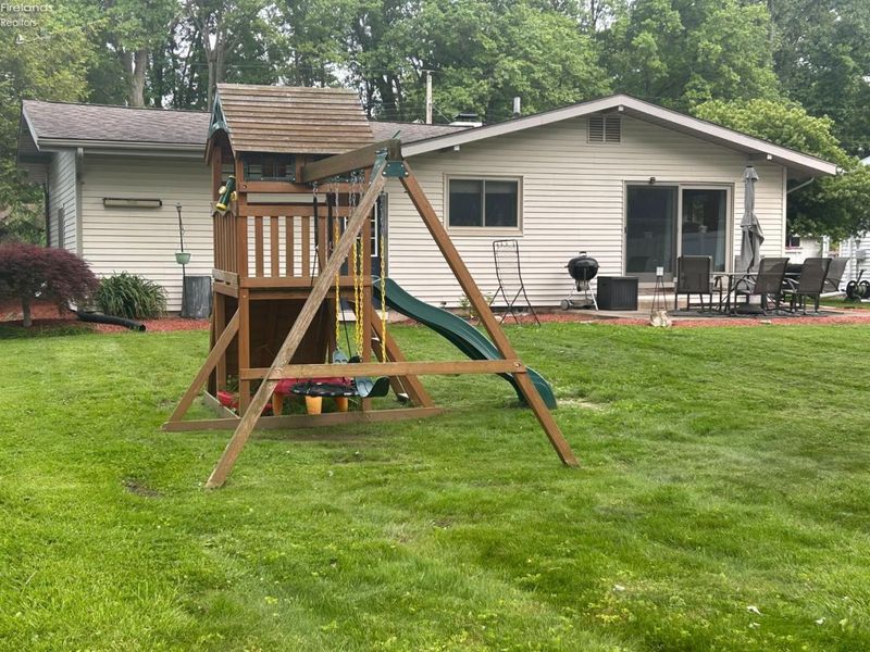 90 Eastwood Drive, Norwalk, OH 44857 Photo 3
