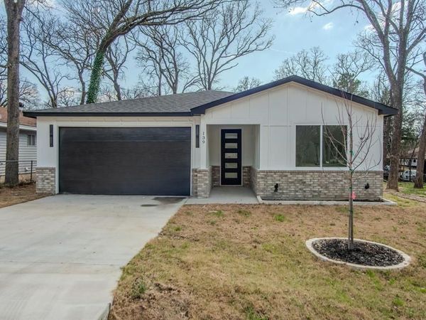 139 Forest Oaks Drive , Gun Barrel City, TX 75156