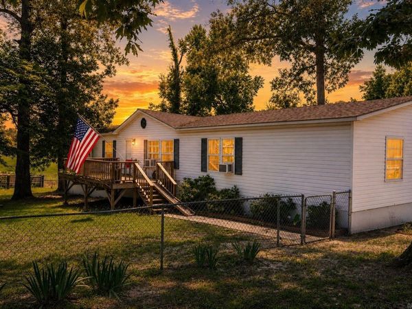5417 Honeysuckle Road, Little Rock, AR 72206