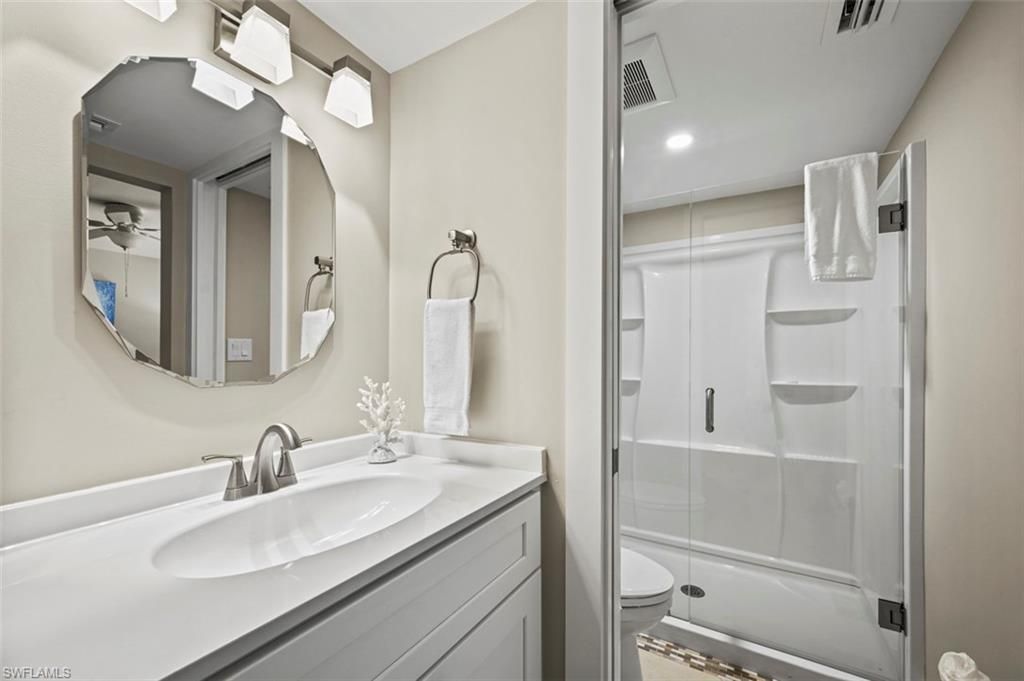 200 Lenell Rd , Unit 215, Fort Myers Beach, FL 33931 Photo