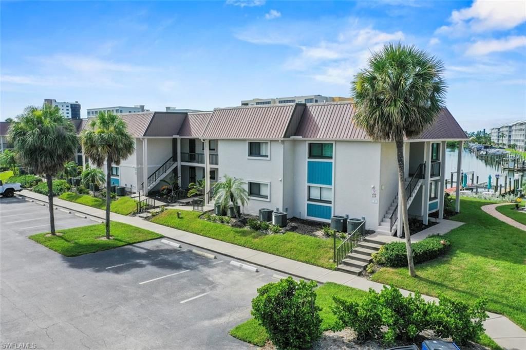 200 Lenell Rd , Unit 215, Fort Myers Beach, FL 33931 Photo