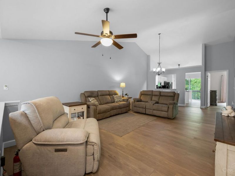32 Stillmeadow Drive, Unit 7, Pierce Twp, OH 45245 Photo 5