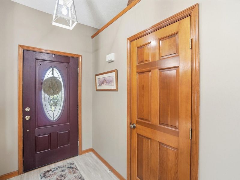 1912 Wedgewood Circle, Springfield, OH 45503 Photo 6
