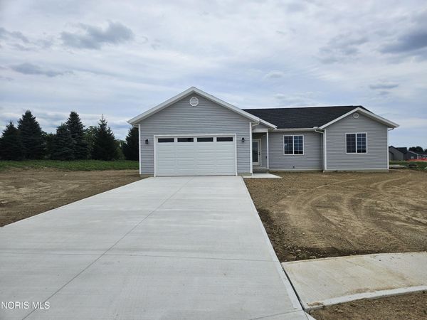 700 Winter Court, Carey, OH 43316