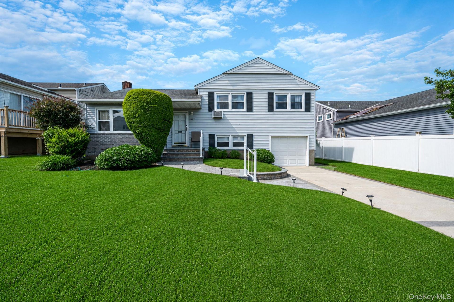 2637 Marin Lane , East Meadow, NY 11554 Main Photo