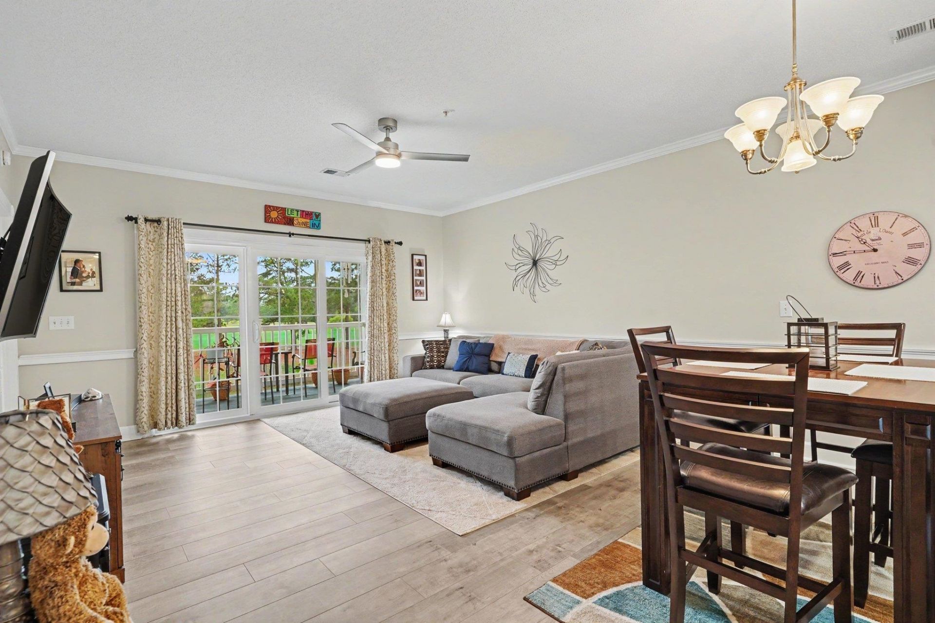 4847 Carnation Circle  Photo 7