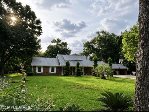 10198 Gorenflo Road, D'Iberville, MS 39540