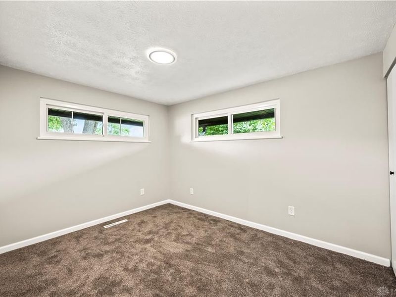 4809 Powell Road, Huber Heights, OH 45424 Photo 14