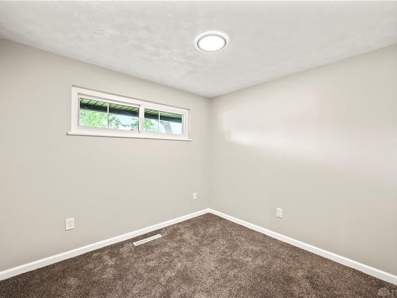 4809 Powell Road, Huber Heights, OH 45424 Photo 17