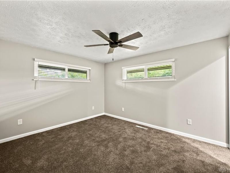4809 Powell Road, Huber Heights, OH 45424 Photo 19