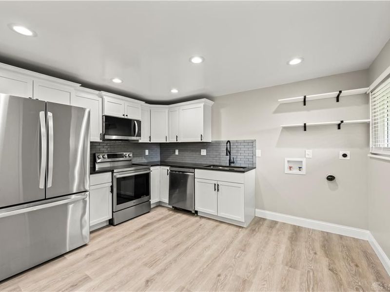 4809 Powell Road, Huber Heights, OH 45424 Photo 3