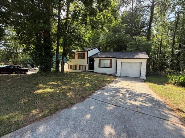5321 Tasman Trail , Lithonia, GA 30038