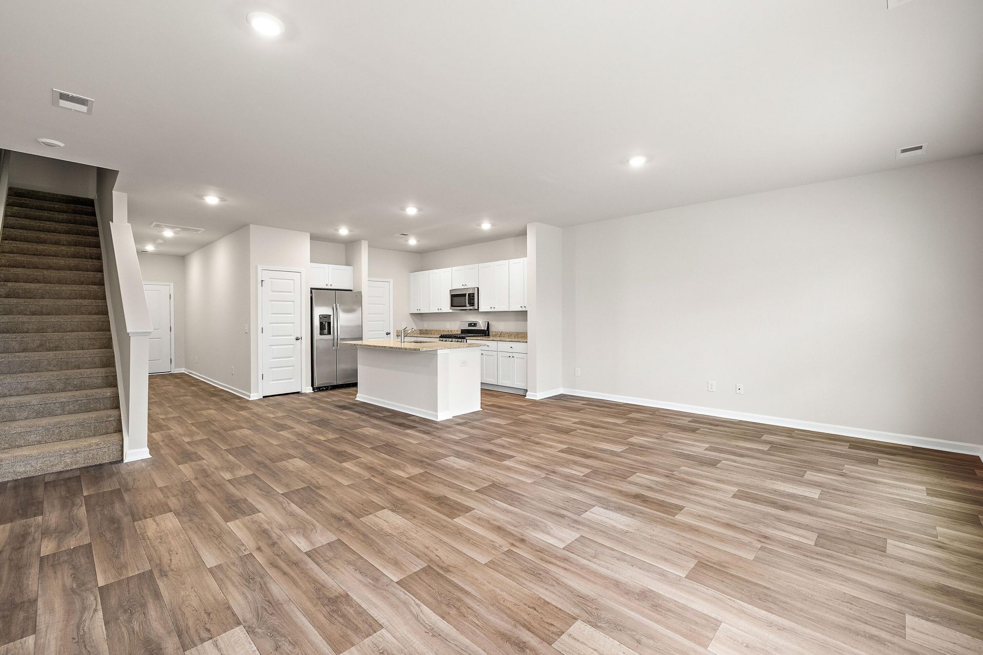 391 Tiliwa Street Photo 7