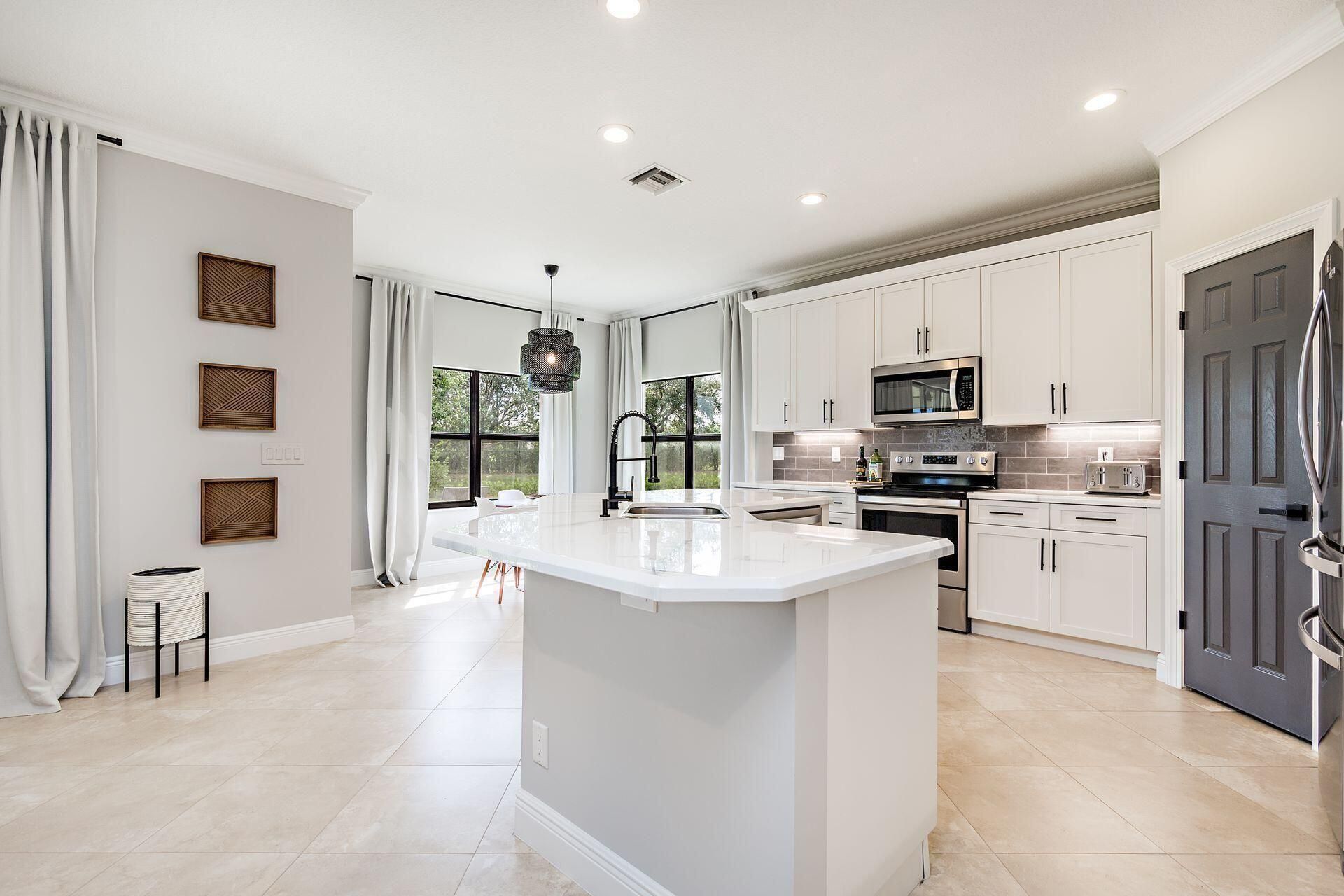 11137 Grandview Manor, Wellington, FL 33414 Photo