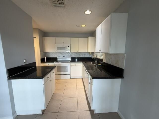 2440 NW 99th Way, Sunrise, FL 33322 Photo