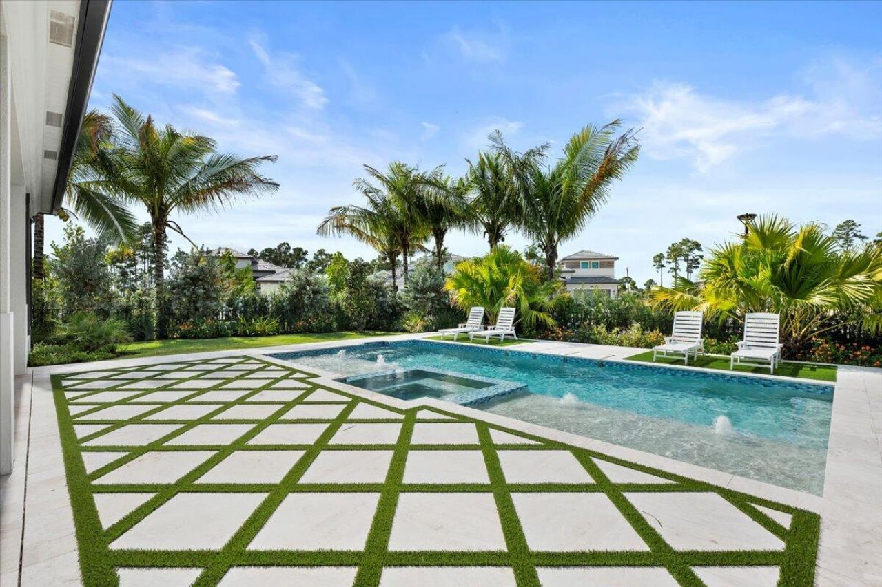 13621 Le Christine Drive, Palm Beach Gardens, FL 33412 Photo