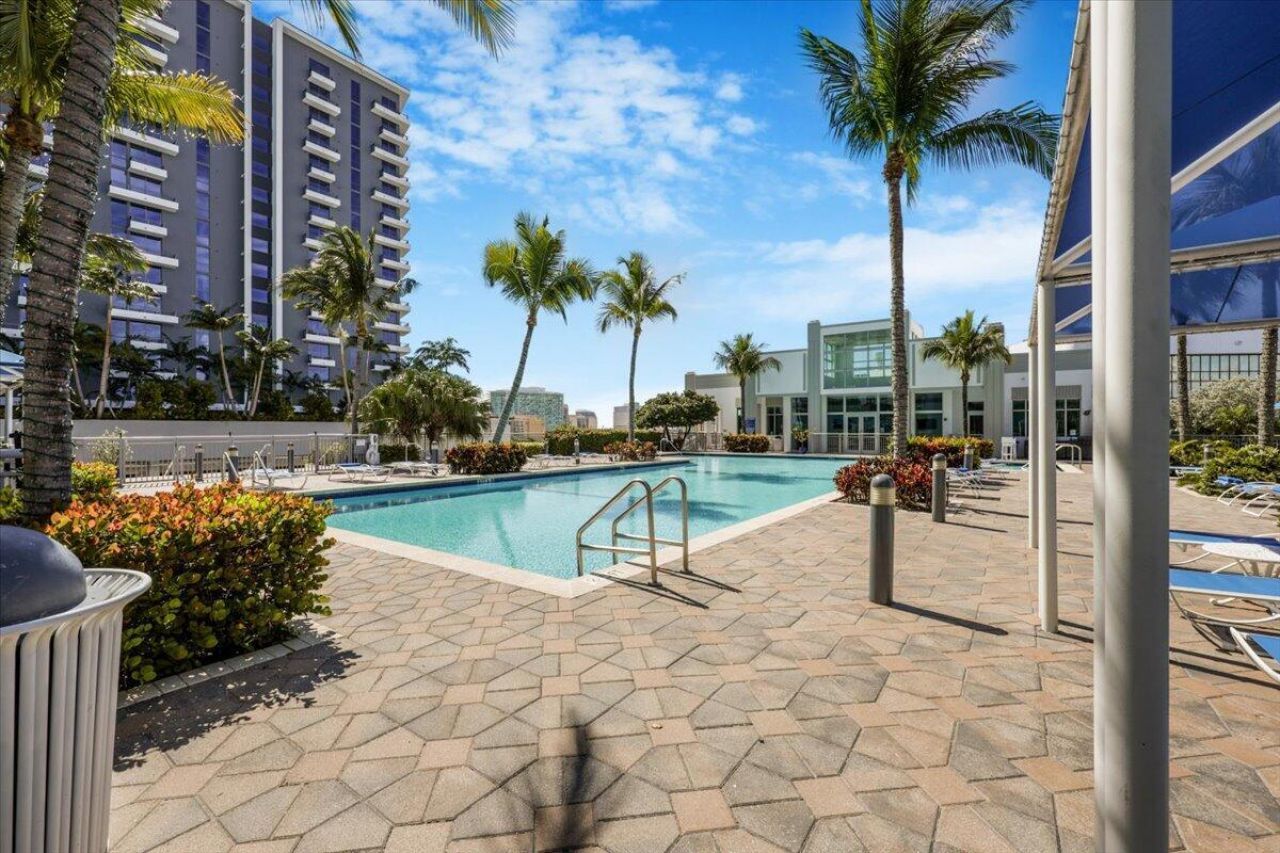 300 S Australian Avenue, Unit 717, West Palm Beach, FL 33401 Photo