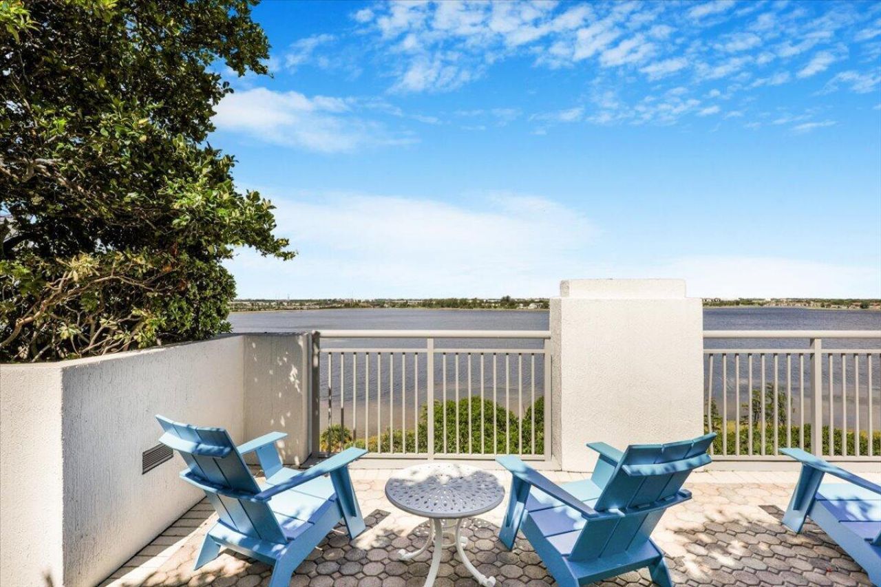 300 S Australian Avenue, Unit 717, West Palm Beach, FL 33401 Photo