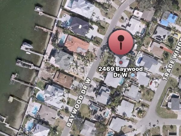 2469 W Baywood Dr Drive W, Dunedin, FL 34698