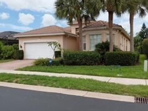 11354 Pond Cypress Street, Fort Myers, FL 33913