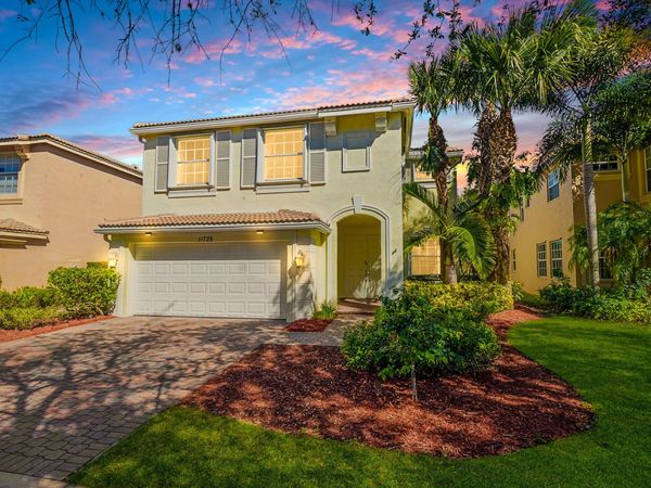 11728 SW Bennington Circle, Port St. Lucie, FL 34987