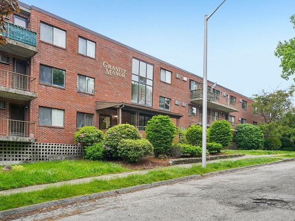 10 Rutledge St, Unit 2H, Worcester, MA 01604