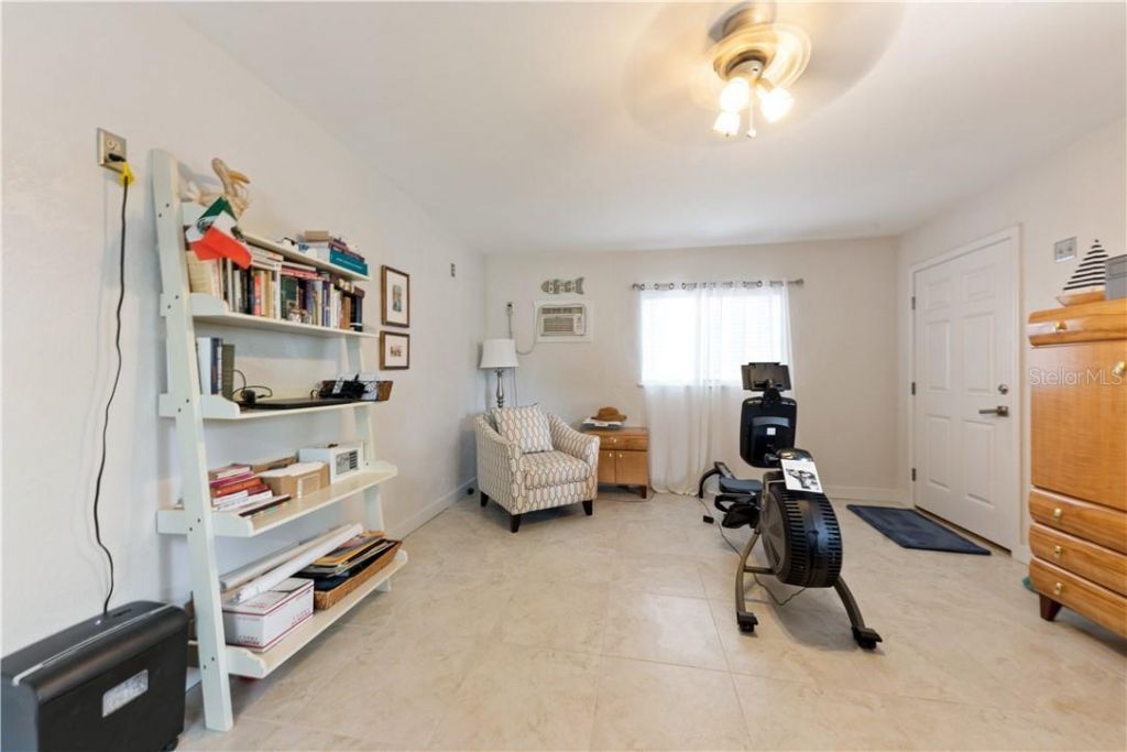 17601 1st Street E, Redington Shores, FL 33708 Photo