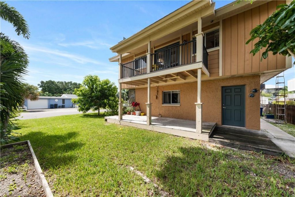 17601 1st Street E, Redington Shores, FL 33708 Photo