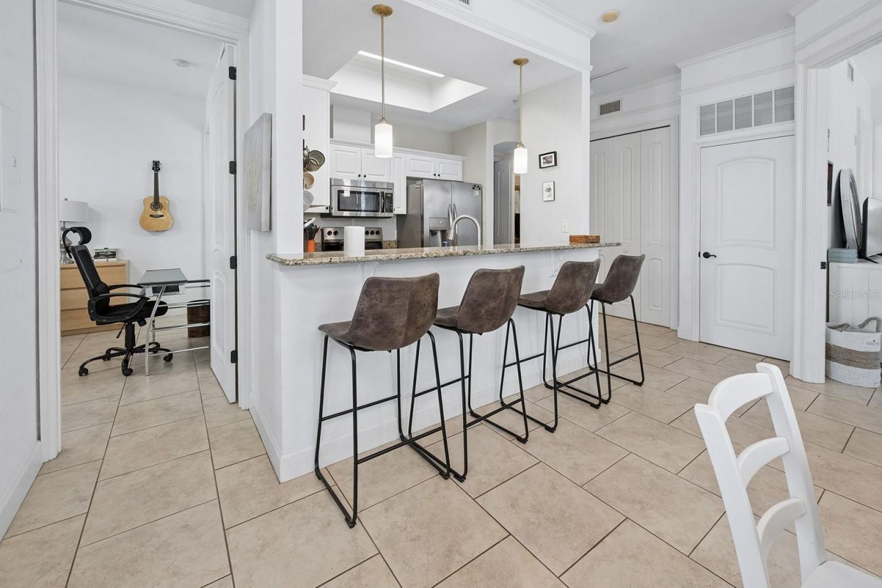 325 NW 14th Street , Unit 205, Gainesville, FL 32603 Photo