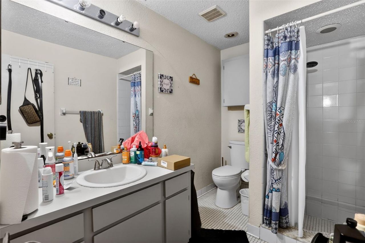 5298 Indian Laurel Court, Orlando, FL 32808 Photo