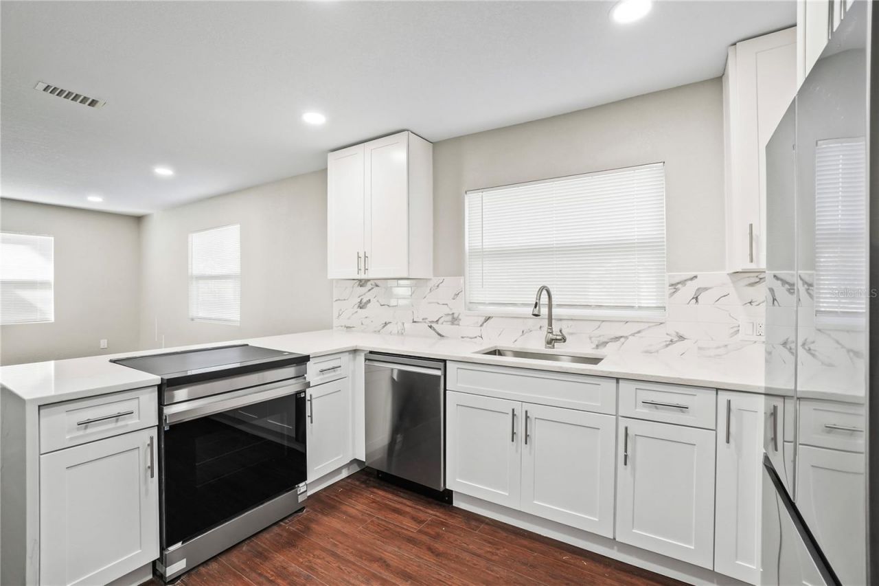 2310 13th Avenue W, Bradenton, FL 34205 Photo