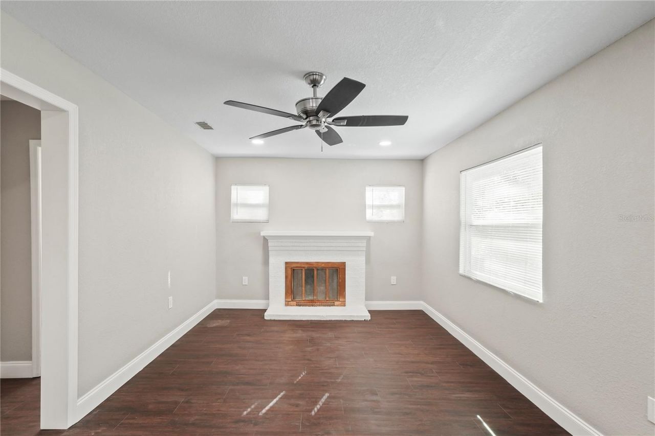 2310 13th Avenue W, Bradenton, FL 34205 Photo