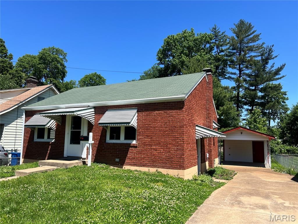 9525 Marlowe Avenue , Overland, MO 63114 Main Photo