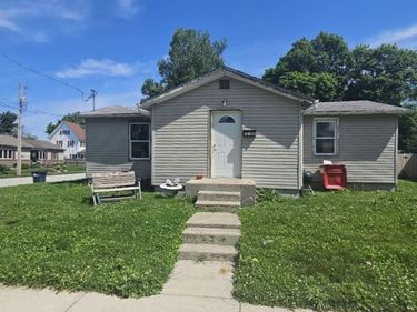 258 W White Street, Frankfort, IN 46041