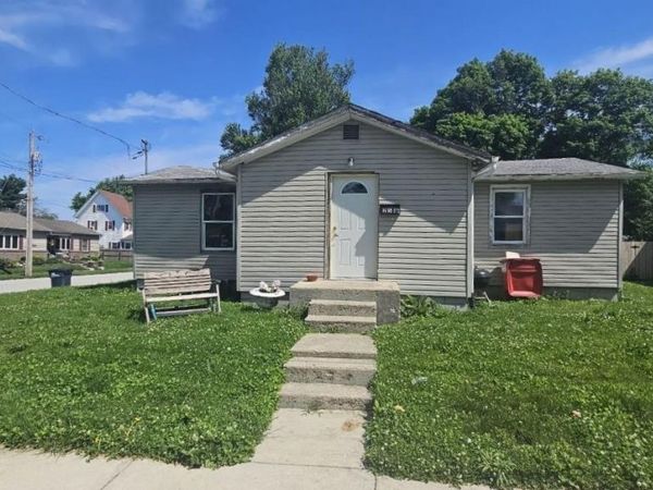258 W White Street, Frankfort, IN 46041
