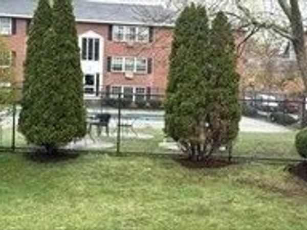6 Tara Dr, Unit 5, Weymouth, MA 02188