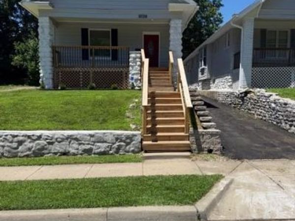 3720 Wayne Avenue, Kansas City, MO 64109