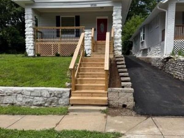 3720 Wayne Avenue, Kansas City, MO 64109