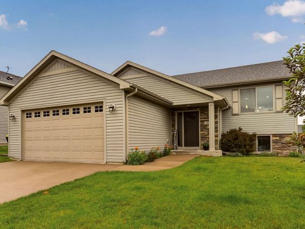 284 Highlands Avenue, Zumbrota, MN 55992