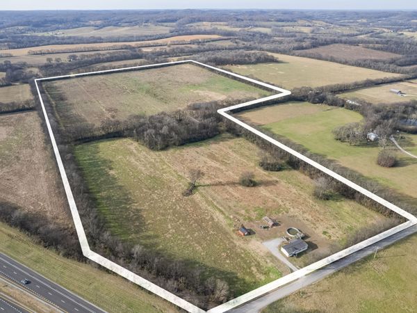 815 S Cross Bridges Rd , Mount Pleasant, TN 38474