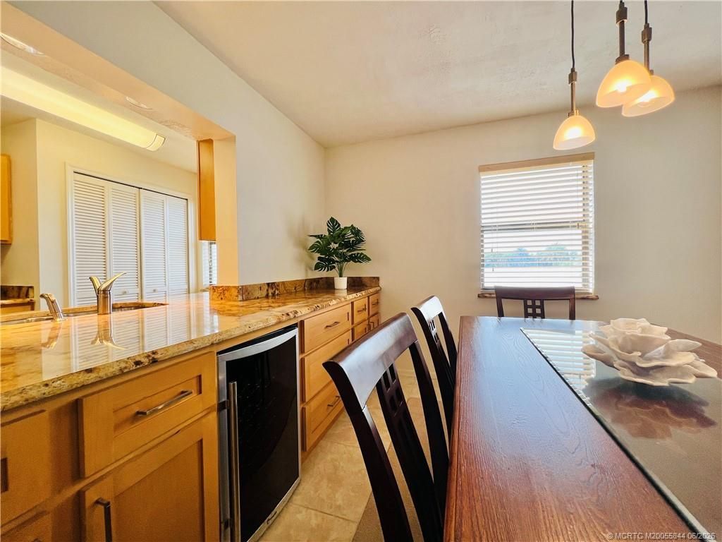 10044 S Ocean Drive, Unit 308, Jensen Beach, FL 34957 Photo