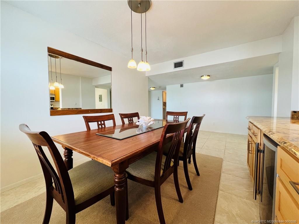 10044 S Ocean Drive, Unit 308, Jensen Beach, FL 34957 Photo
